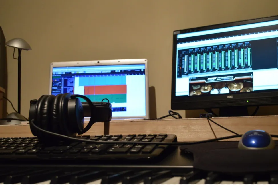 Simple Home Recording Studio